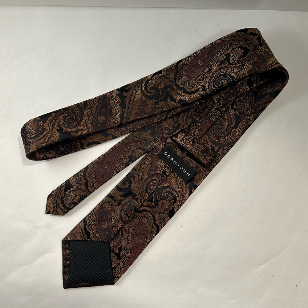 SEAN JOHN 100% Silk Brown & Black Paisley Tie - Picture 3 of 9